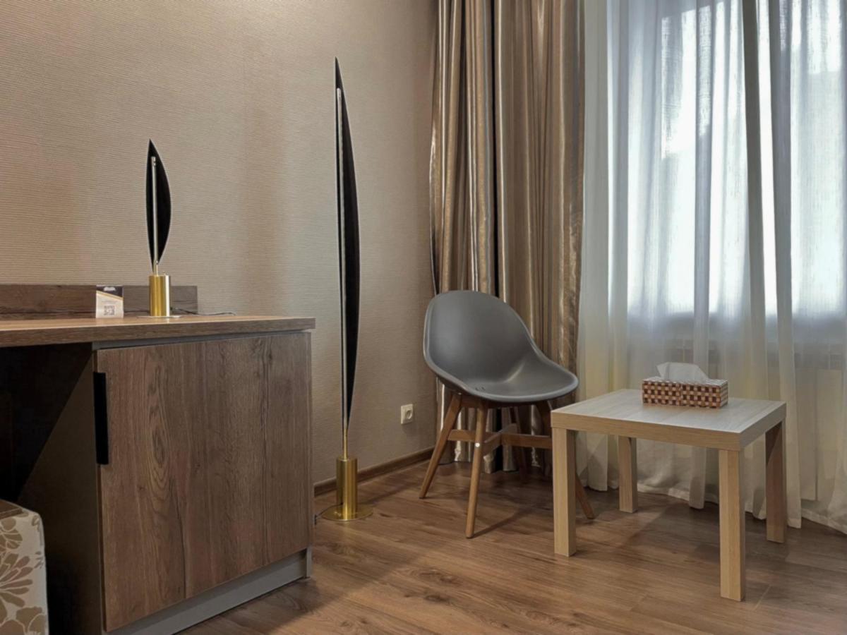 Hotel Gloria Deluxe ボロヴォエ エクステリア 写真