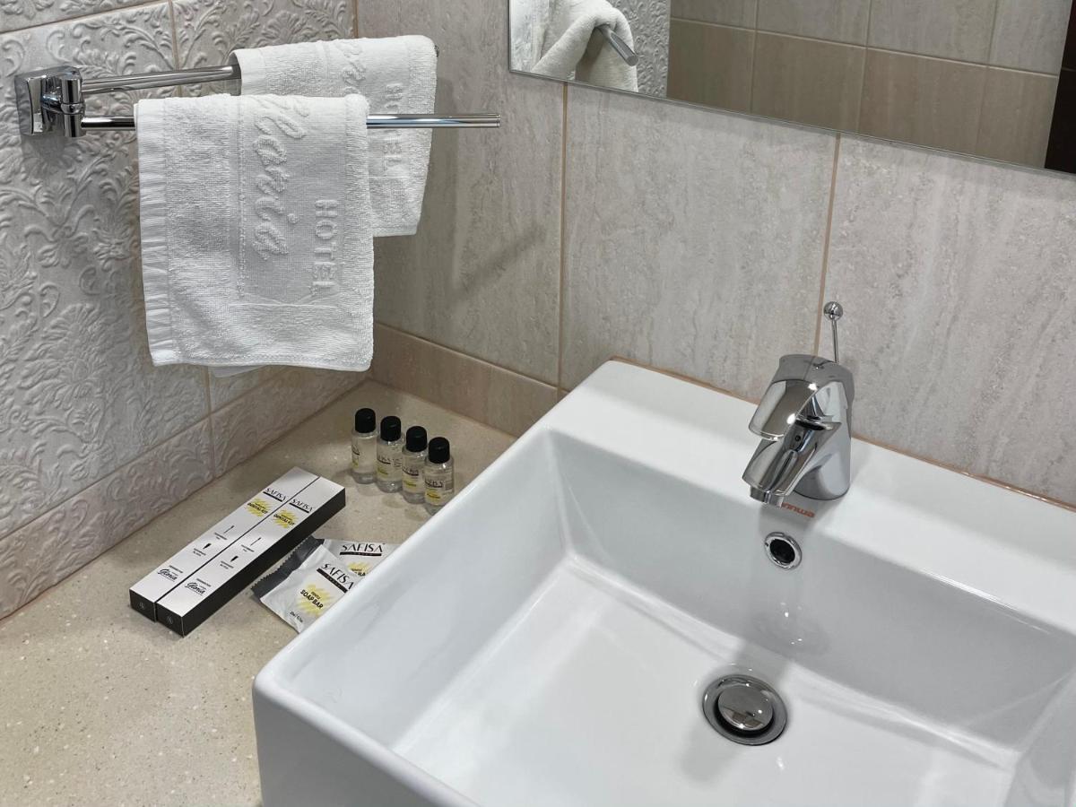 Hotel Gloria Deluxe ボロヴォエ エクステリア 写真