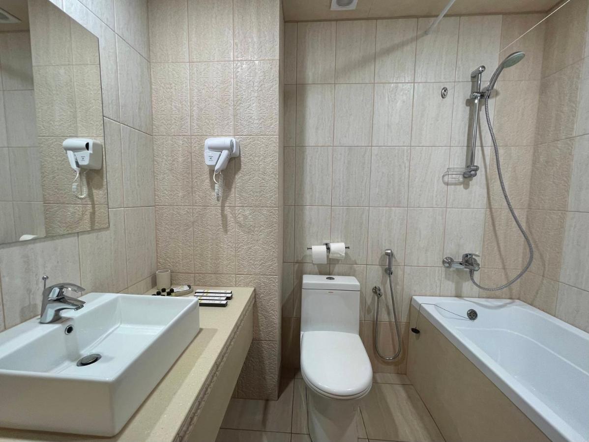 Hotel Gloria Deluxe ボロヴォエ エクステリア 写真