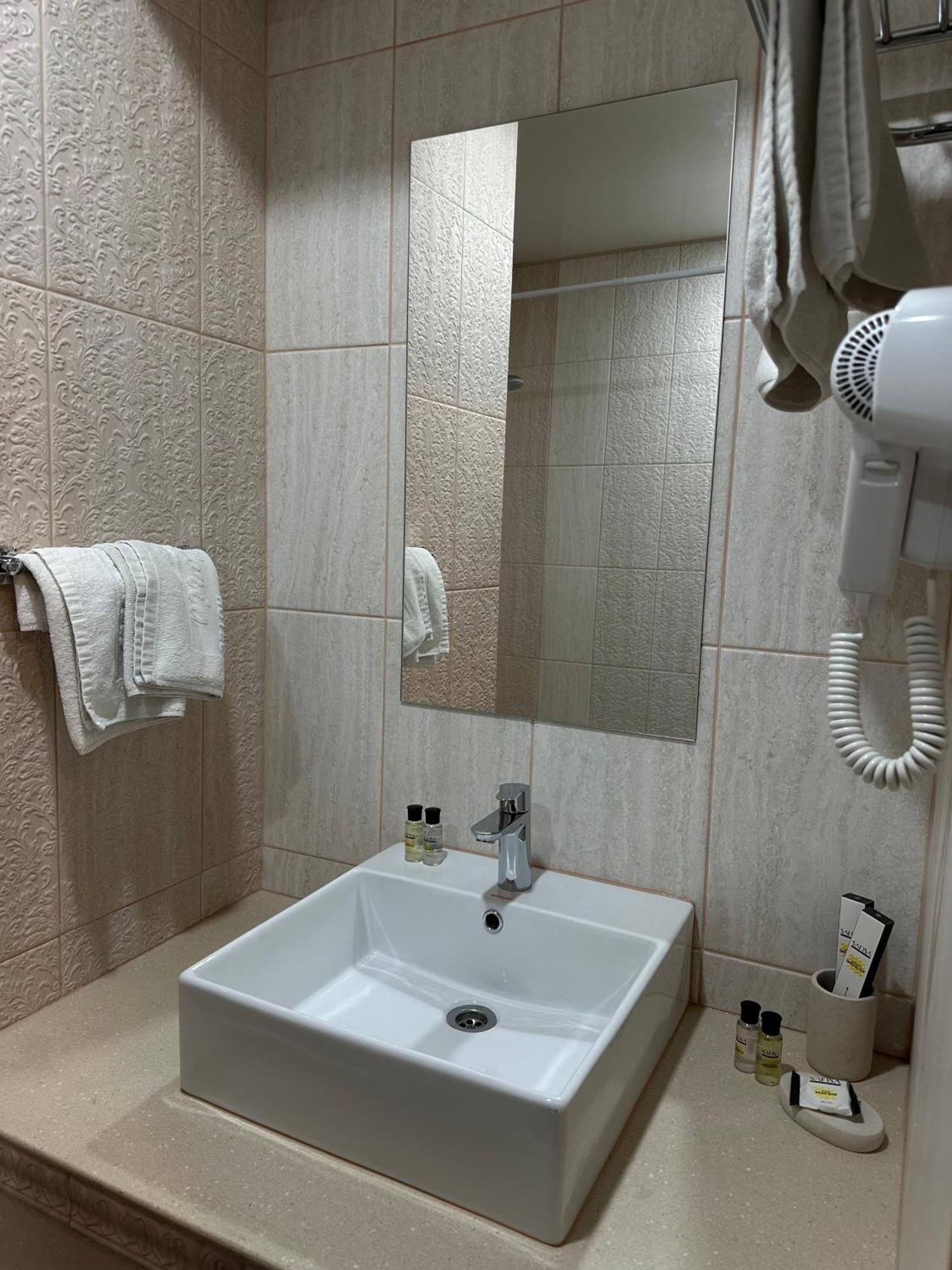 Hotel Gloria Deluxe ボロヴォエ エクステリア 写真